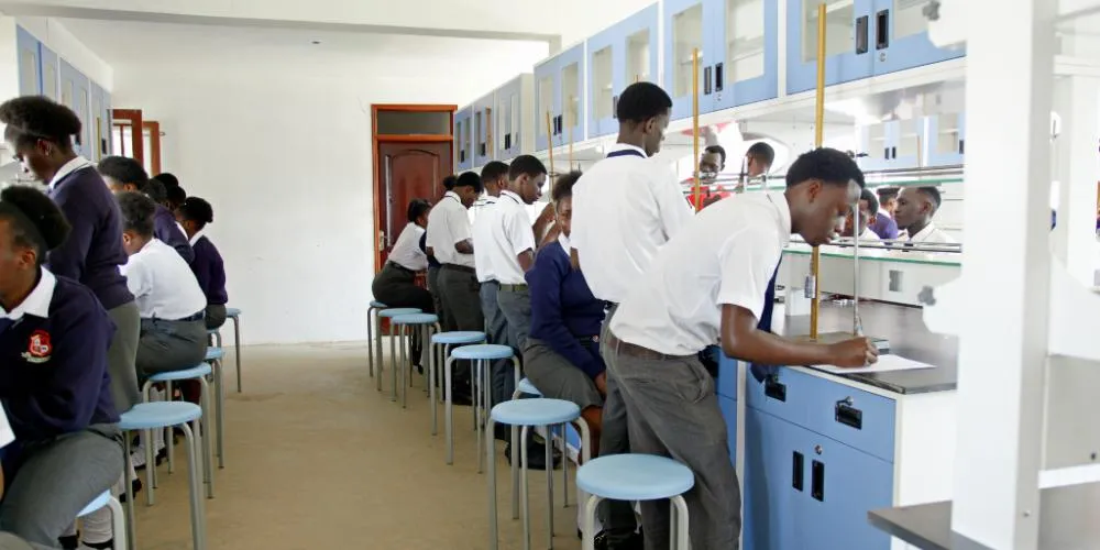 Sam's Park High School